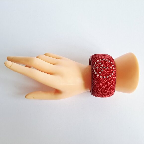 Women's Red Stingray Cuff Bracelet with Peace Crystal Sign - Picture 12 of 14